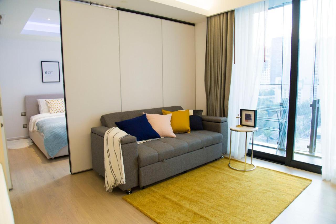 Sukhumvit 11#Luxury#Pool#Gym#Bts Nana&Mrt Sukhumvit#1Br#Max4Ppl Lägenhet Bangkok Exteriör bild