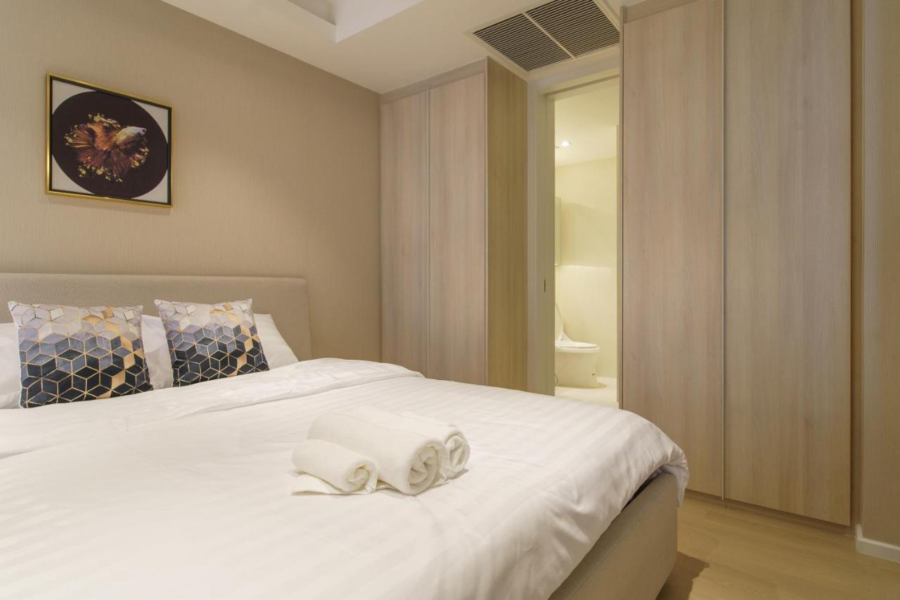 Sukhumvit 11#Luxury#Pool#Gym#Bts Nana&Mrt Sukhumvit#1Br#Max4Ppl Lägenhet Bangkok Exteriör bild