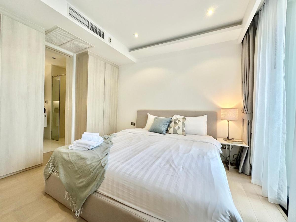 Sukhumvit 11#Luxury#Pool#Gym#Bts Nana&Mrt Sukhumvit#1Br#Max4Ppl Lägenhet Bangkok Exteriör bild