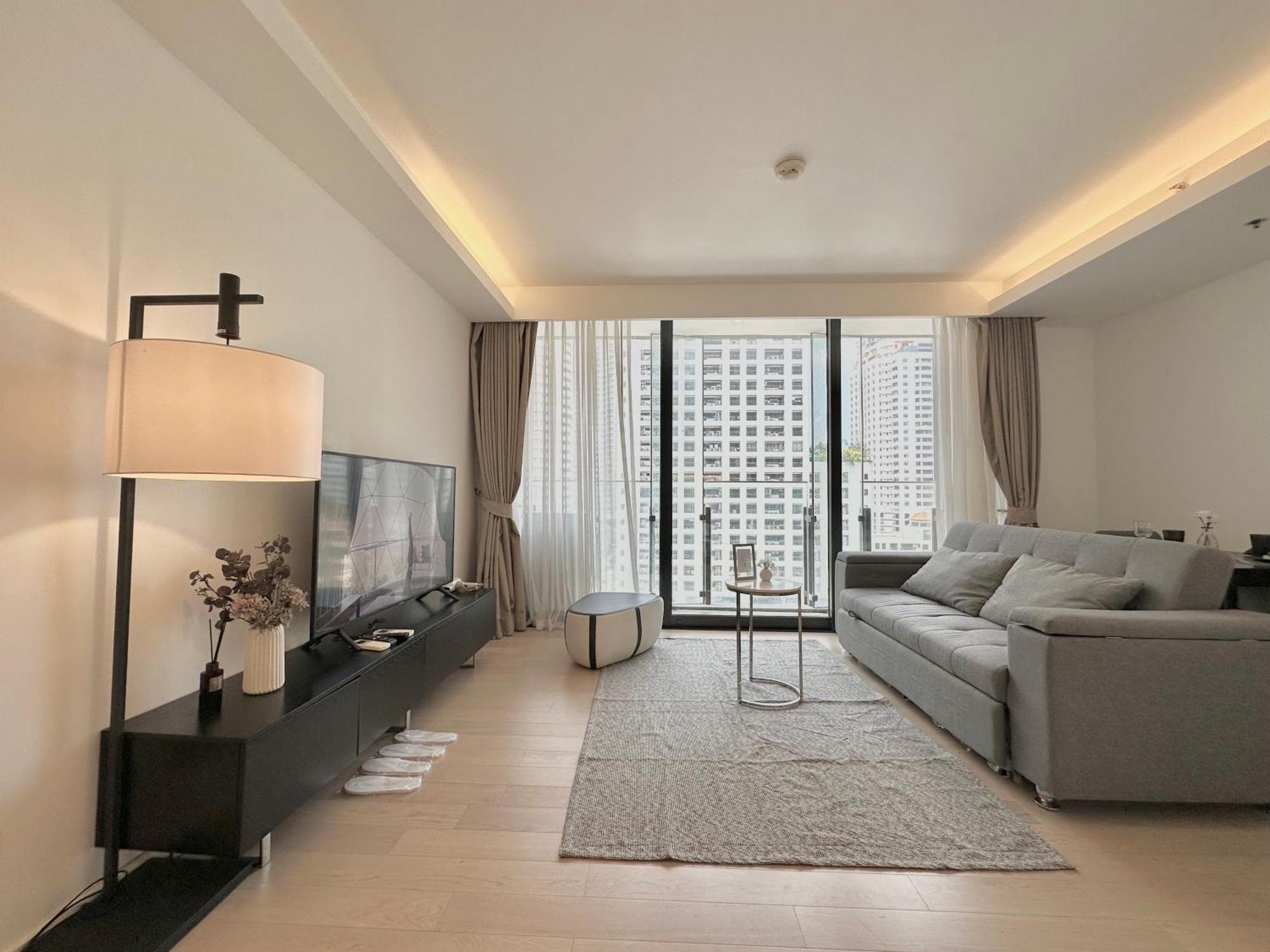 Sukhumvit 11#Luxury#Pool#Gym#Bts Nana&Mrt Sukhumvit#1Br#Max4Ppl Lägenhet Bangkok Exteriör bild